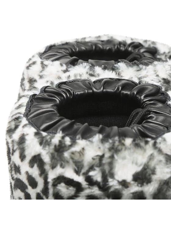 LOVE MOSCHINO Γυναίκες Μπότες Χιονιού JA24422G0FIT3120 Μαύρο Μαύρο 5 LOVE MOSCHINO Γυναίκες Μπότες Χιονιού JA24422G0FIT3120 Μαύρο Μαύρο - Image 5